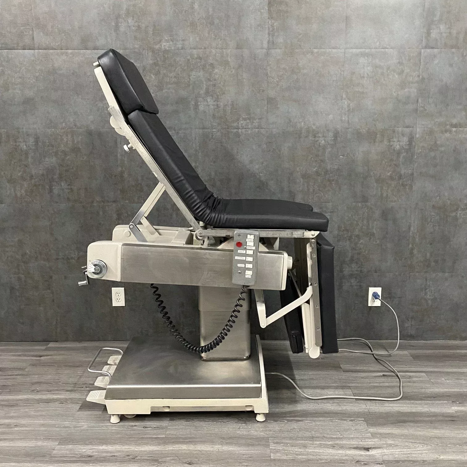 Amsco 2080 RC Surgery Table(Clearance)