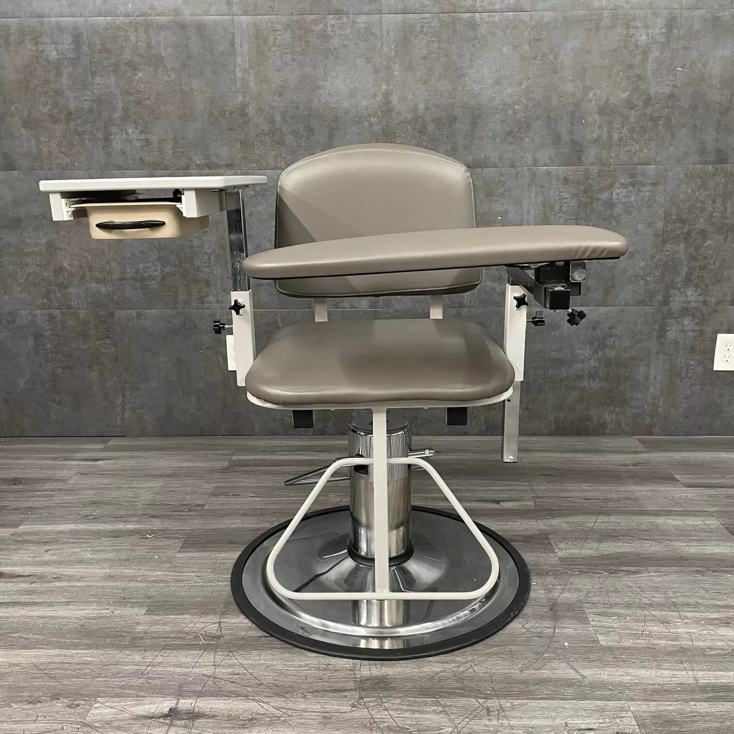 Clinton H Series Padded Blood Drawing Chair