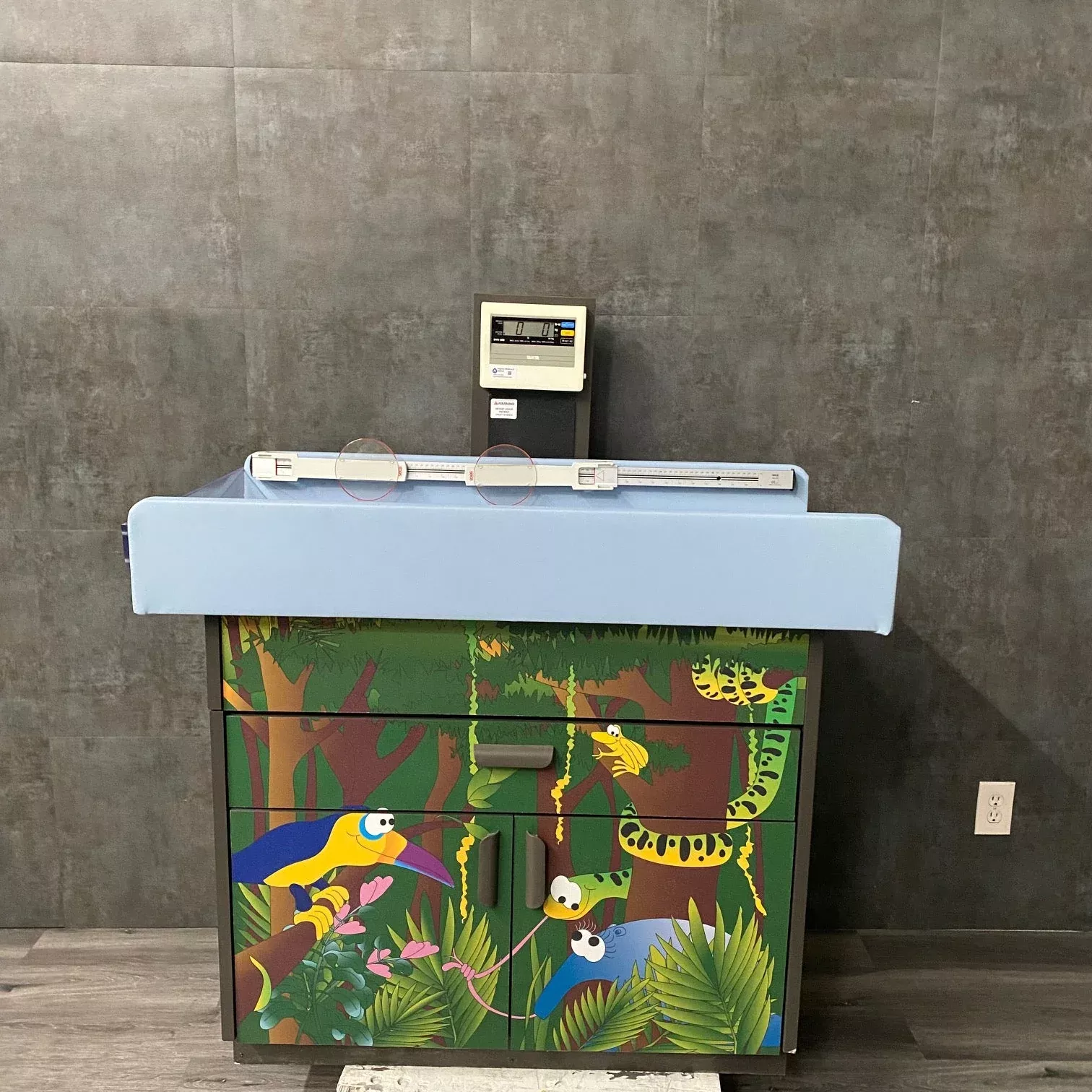 Clinton Industries Rainforest Follies Pediatric Scale Table