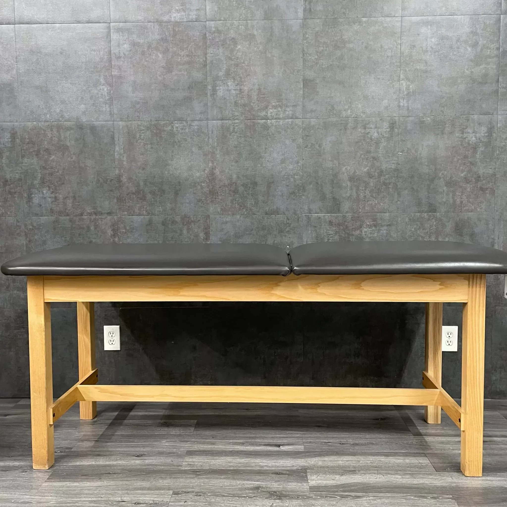 Clinton Industries Treatment Therapy Table
