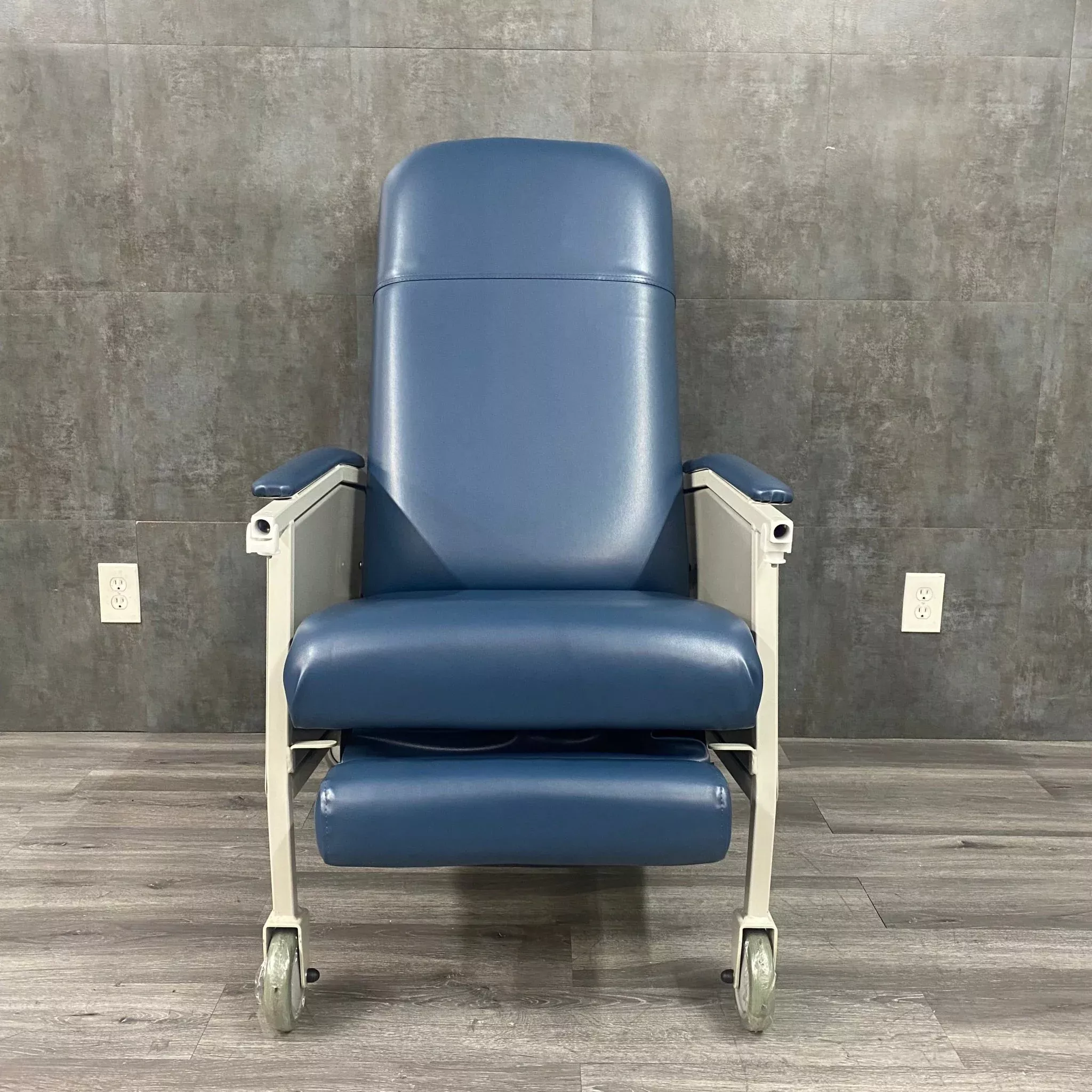 Drive 3 Position Recliner (New - Open Box)