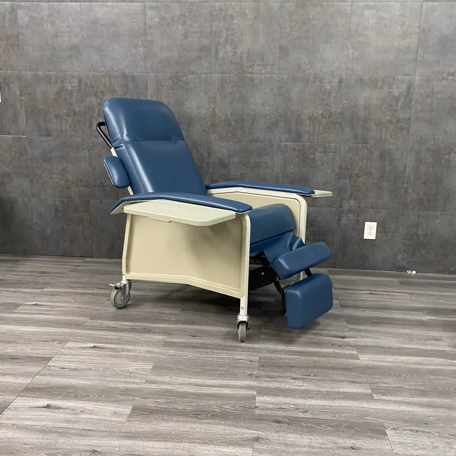 Drive D577-BR Clinical Geri Chair Recliner