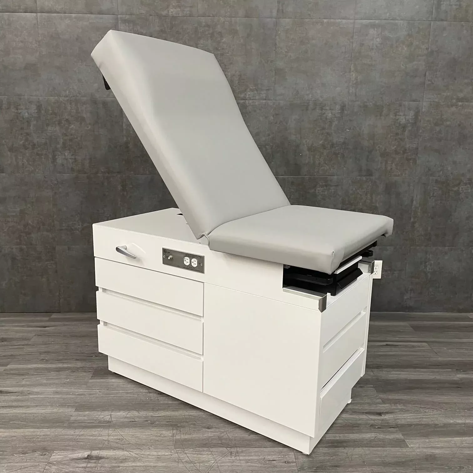 Enochs Excel Series Manual Exam Table