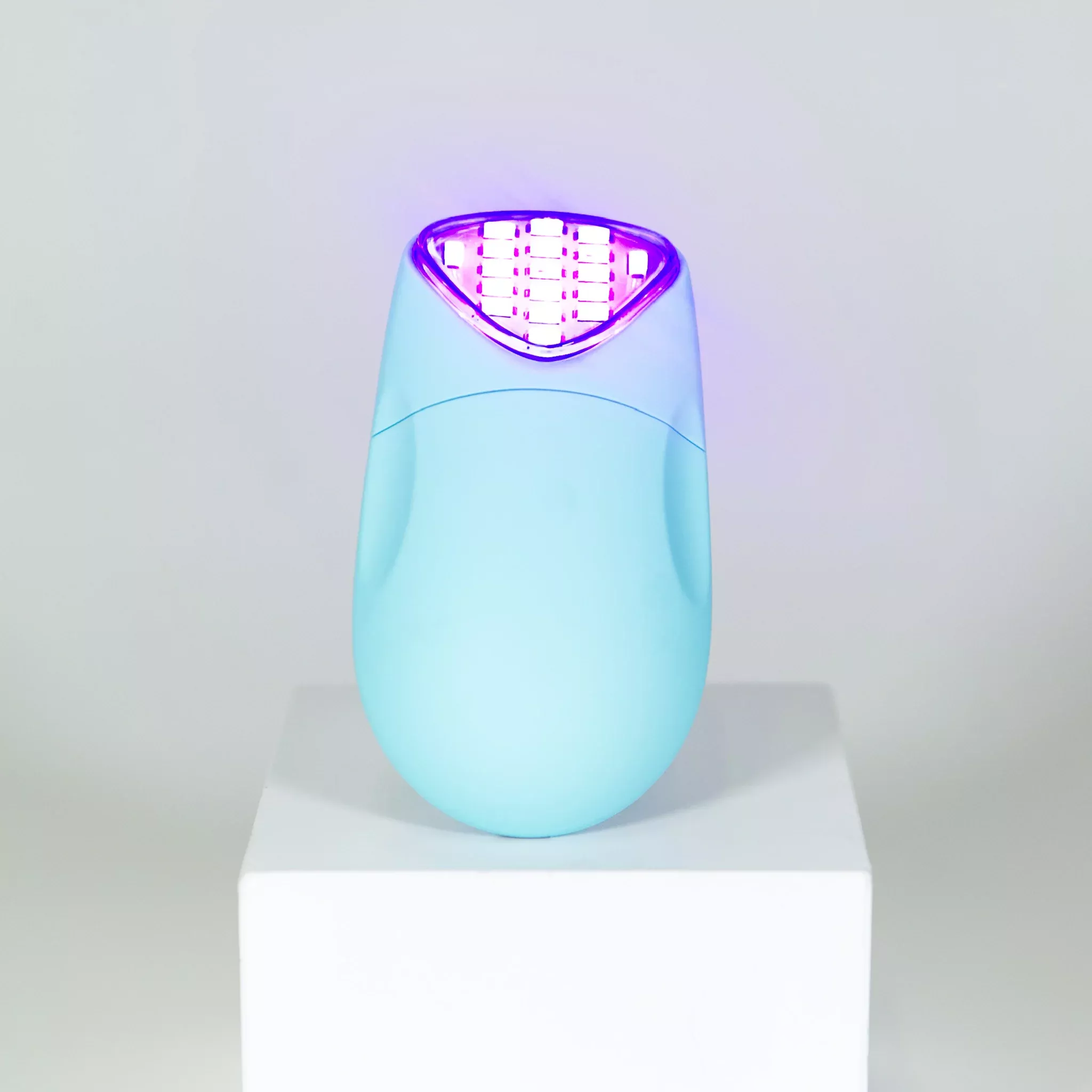 Essentials Acne : Blue Light Therapy for Acne Treatment