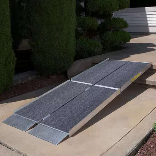 EZ Access Suitcase Trifold AS Ramp 6'
