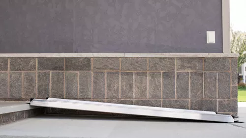 Gateway Solid Surface Portable 3G Ramp6'Aluminum