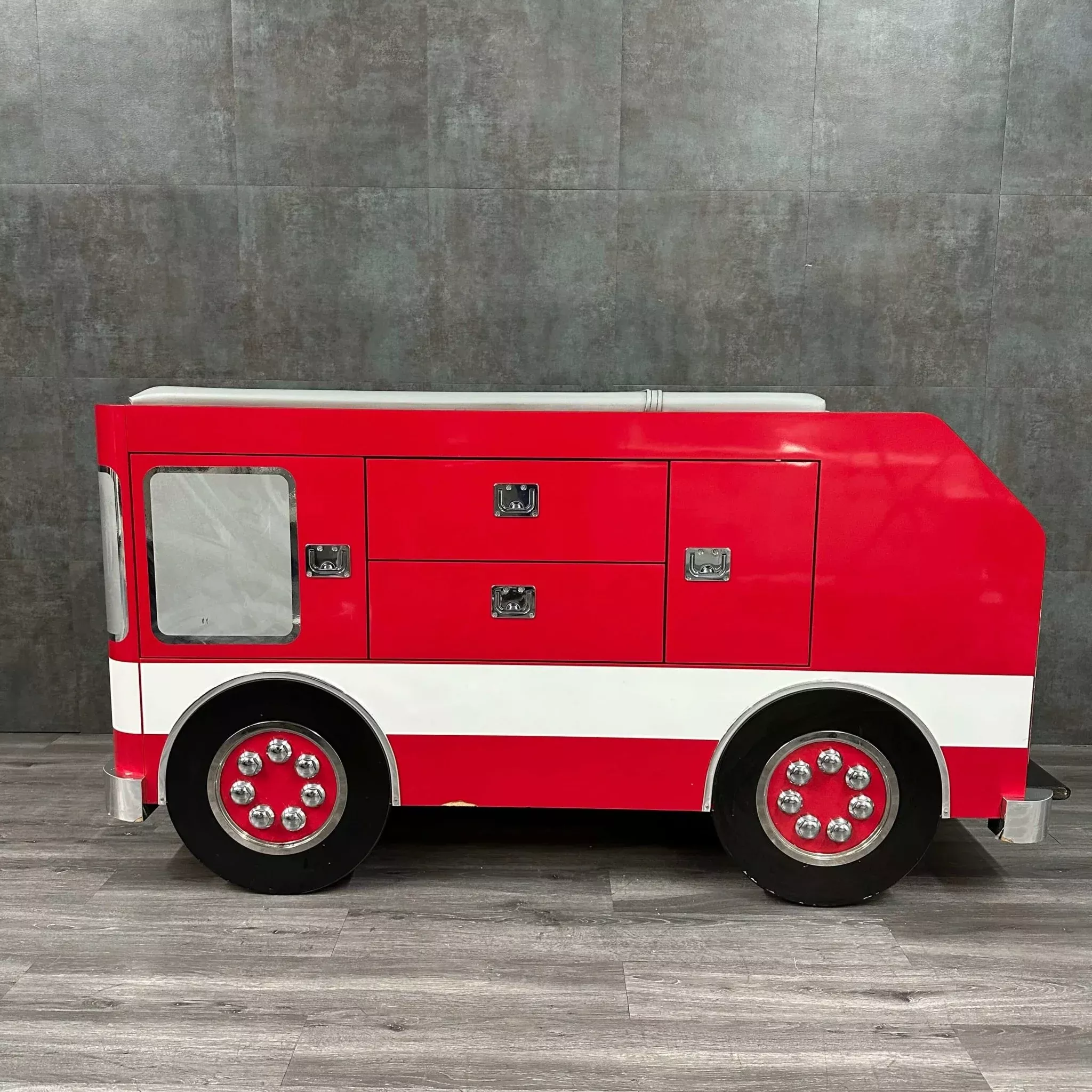 GoodTime Fire Engine Pediatric Exam Table