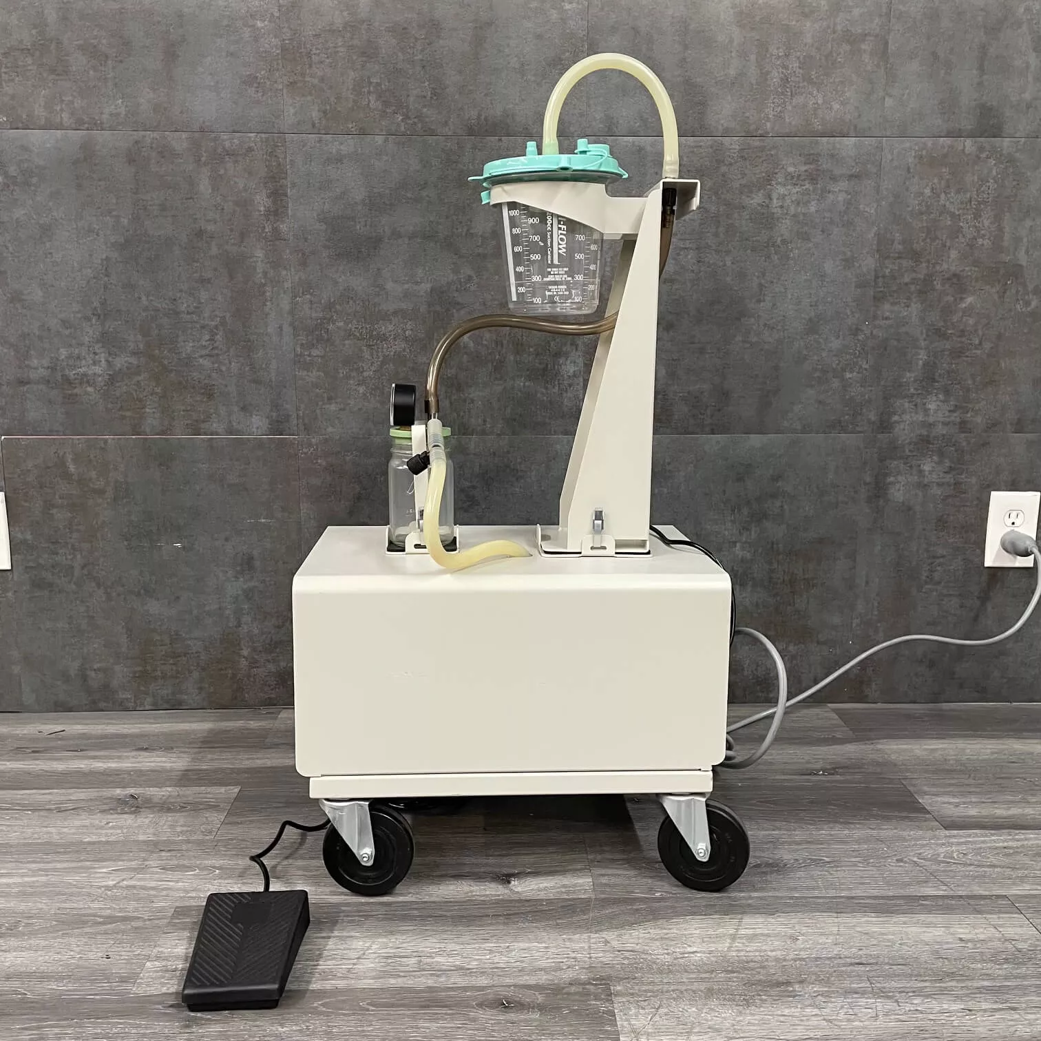 Grams Medical S-300 liposuction Aspirator