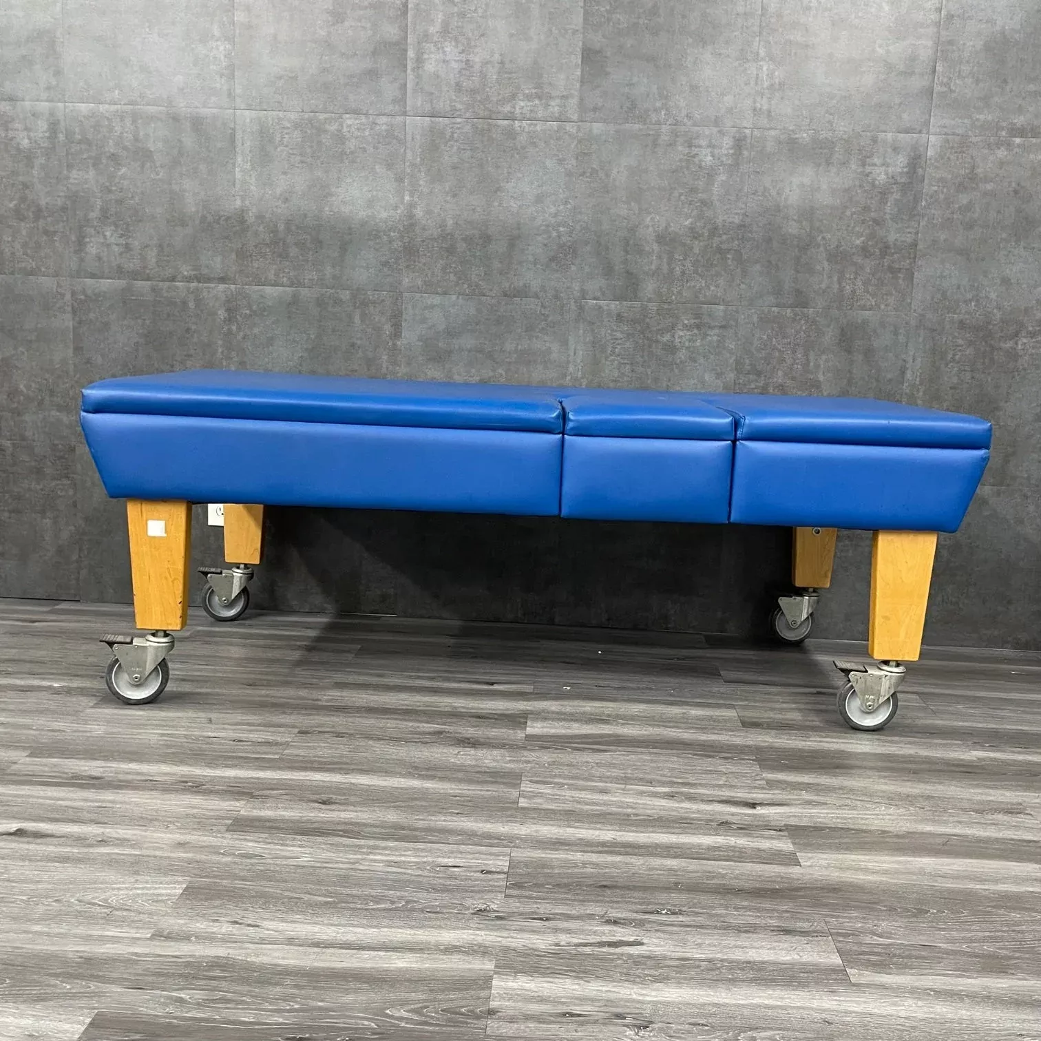 Heavy Duty Mobile Treatment table
