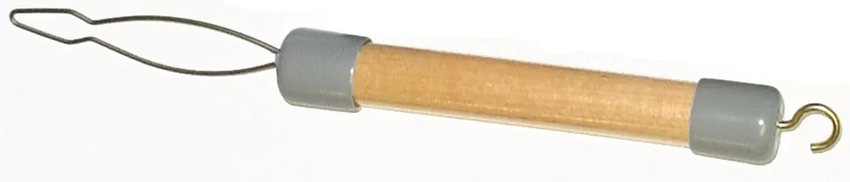 Jumbo Loop Button/Zipper Aid