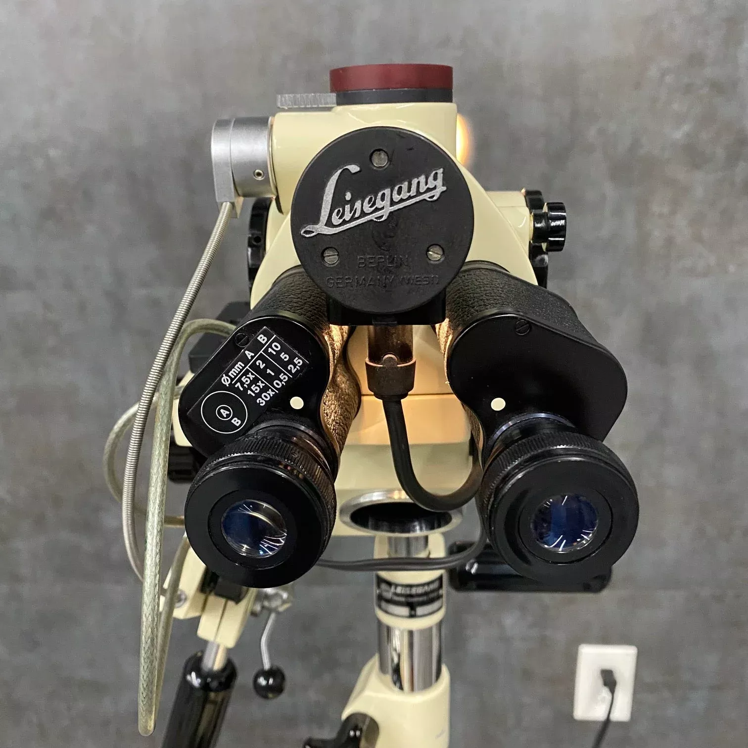 Leisegang 3B3 Colposcope