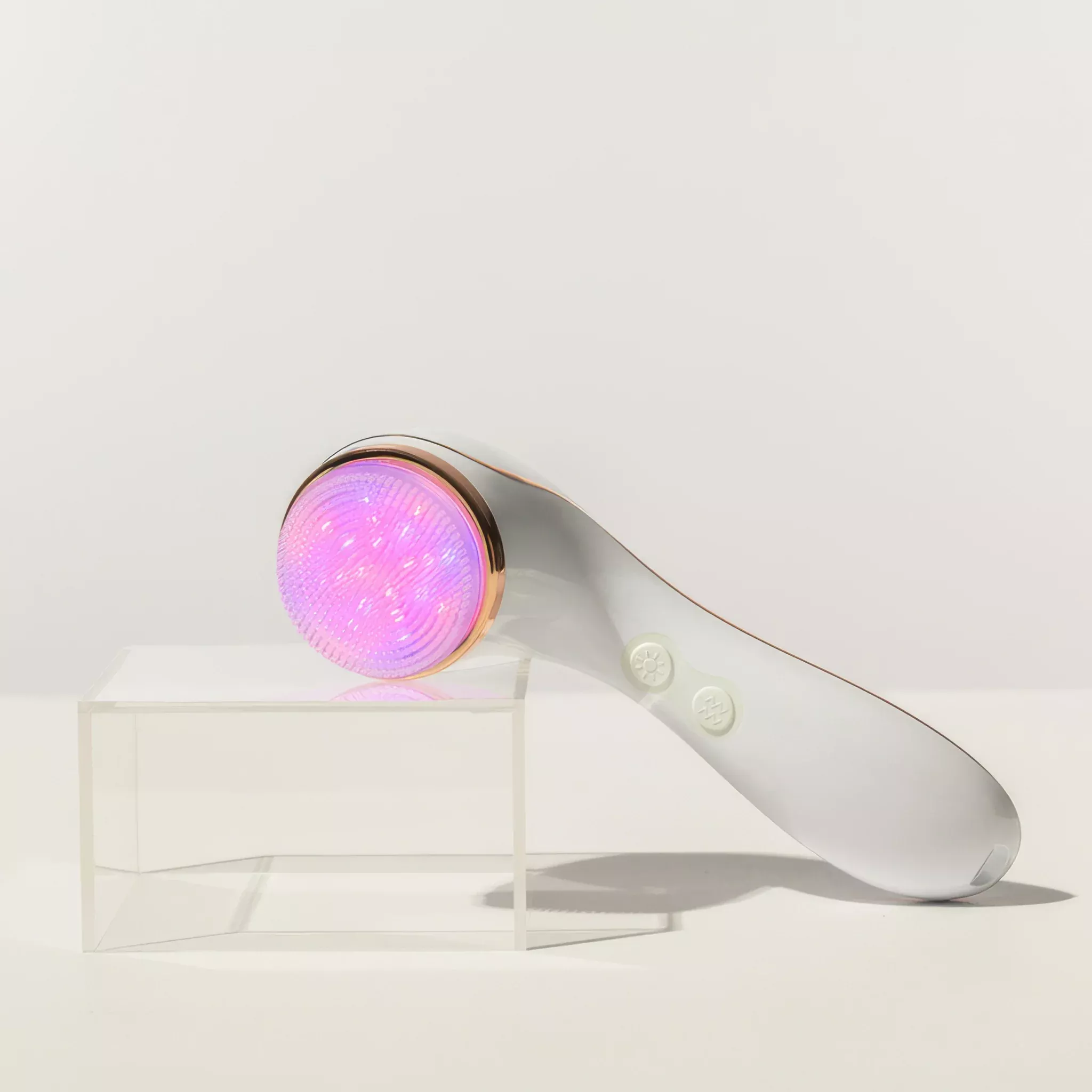 Lux Soniqué Cleanser : Blue & Red Light Therapy for Skin
