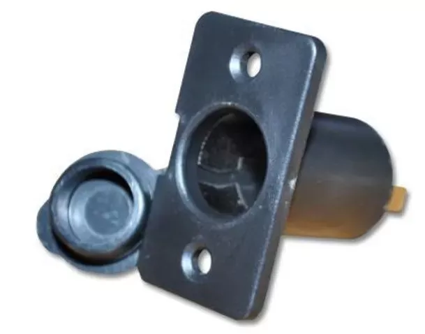 MadJax 12V Power Outlet