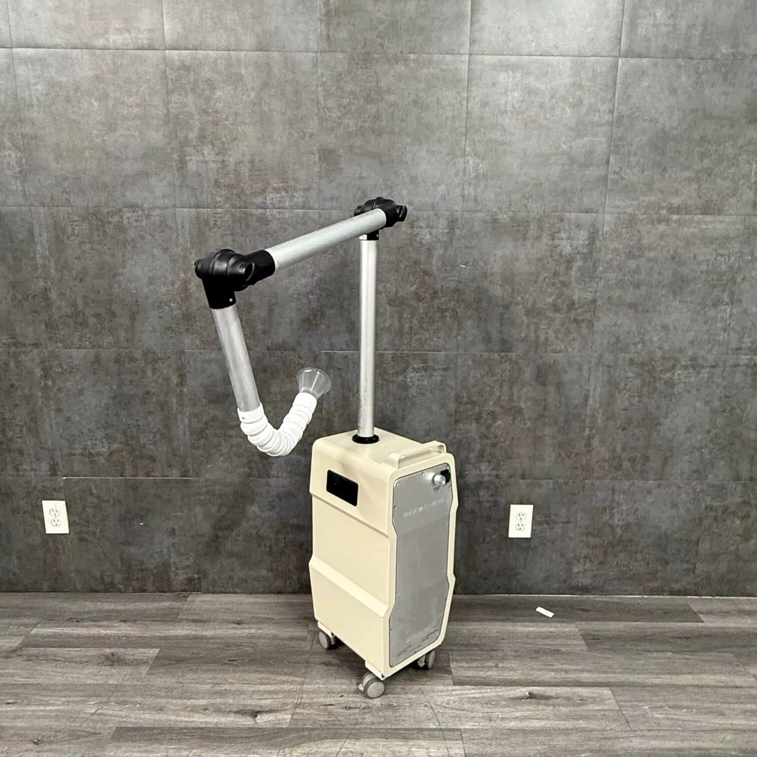 Max-Vac 2000 Extraoral Aerosol Suction - Clearance