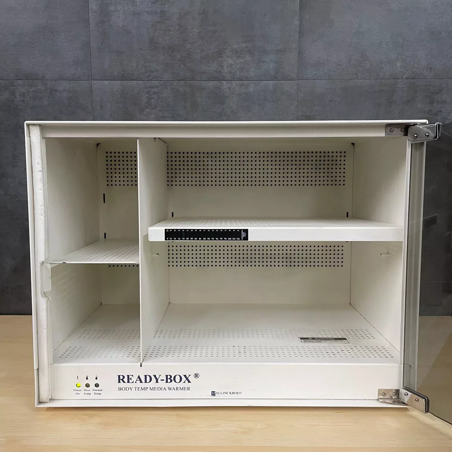 Medtronic Ready Box Media Warmers