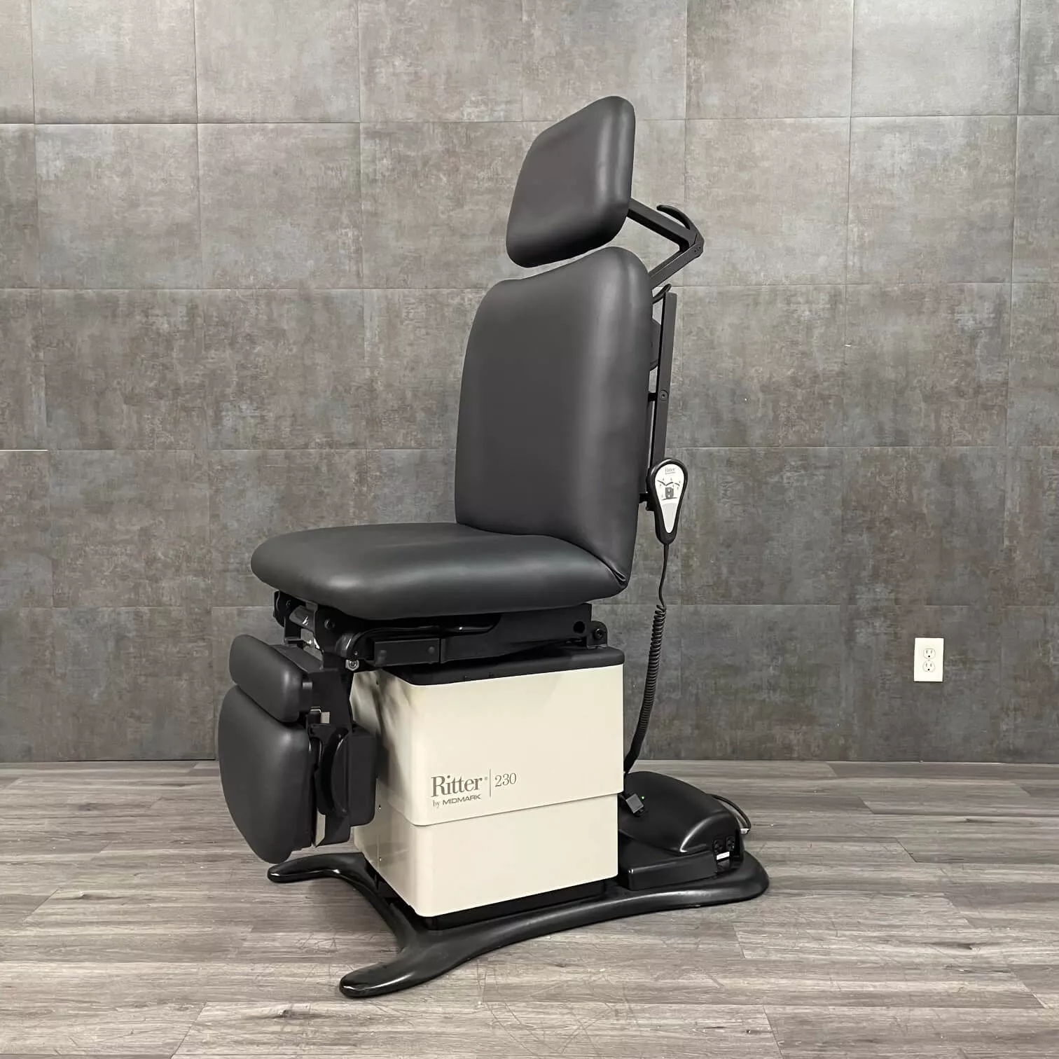 Midmark Ritter 230 Procedure Chair