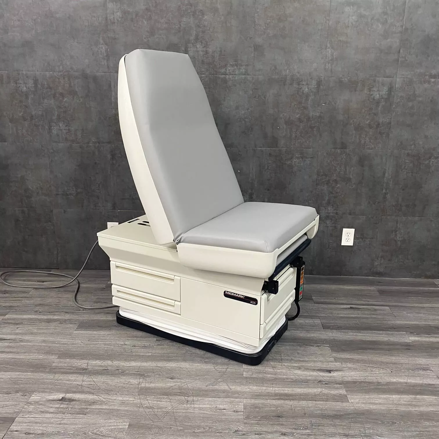 Midmark Ritter 405 Power Exam Table