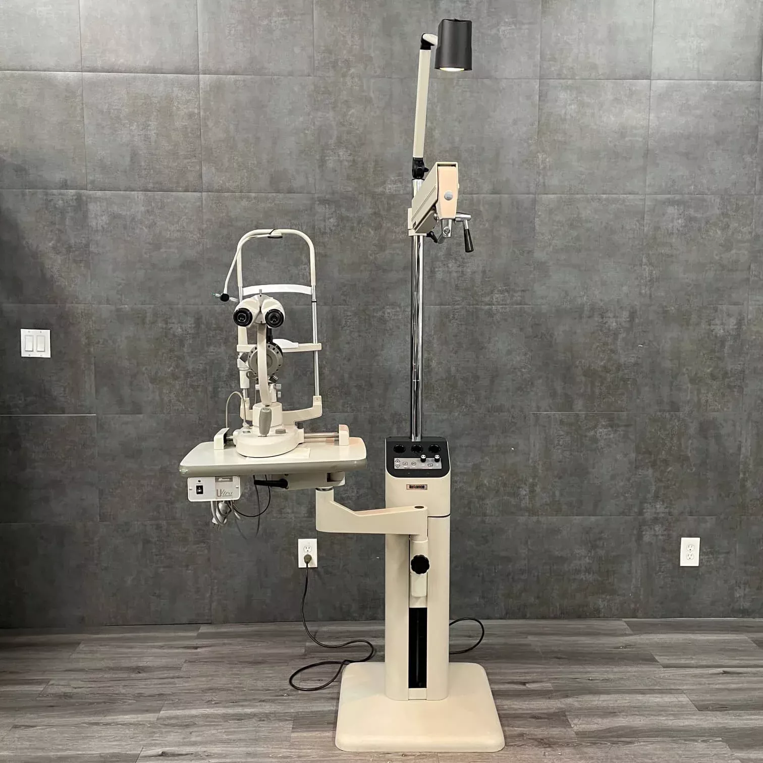 Reliance 7800 Optical Instrument Stand