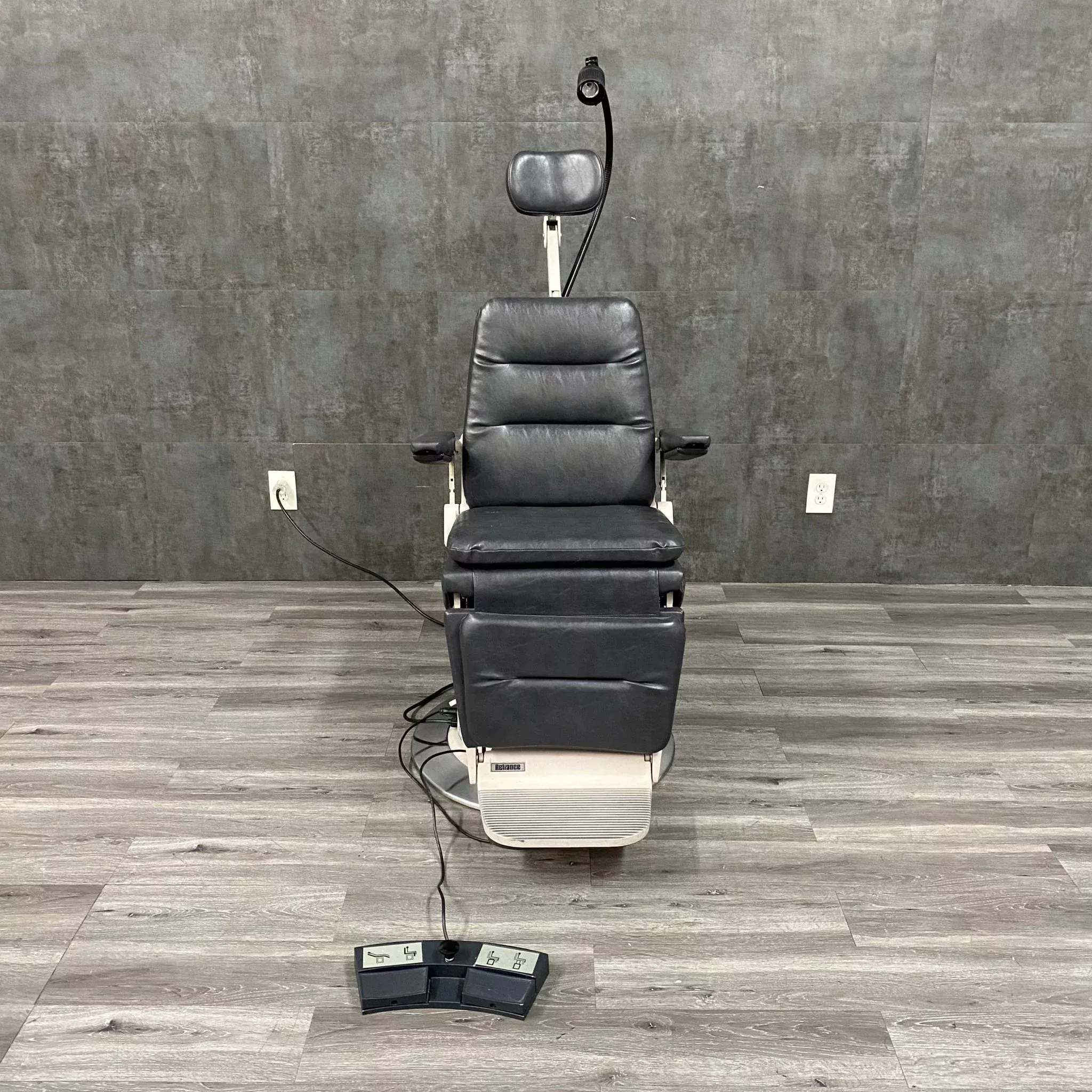 Reliance 980 Exam Chair