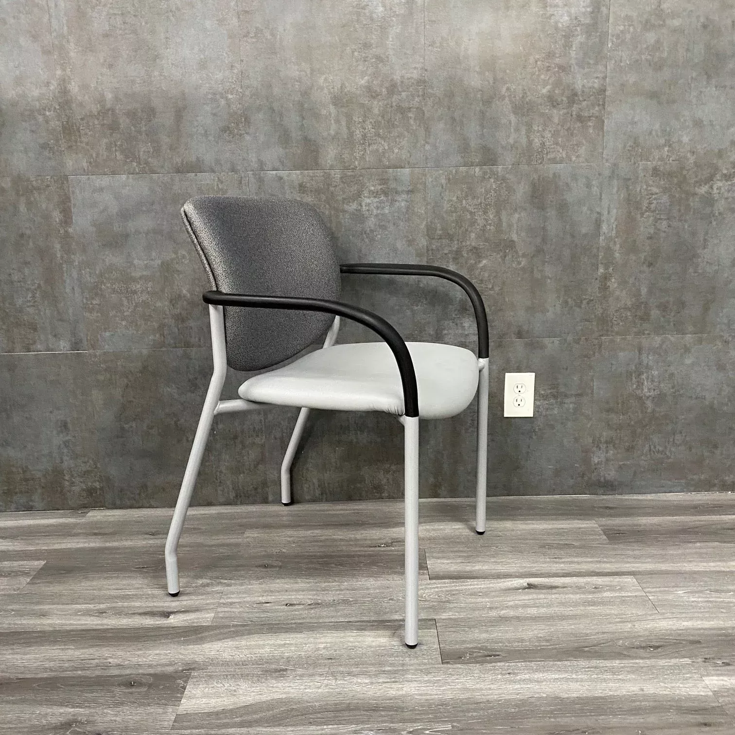 Sitwell Connect C4 Reception Guest Chair (Used)