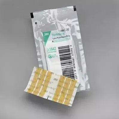 Steri-Strip Antimicrobial Skin Closures 1/8” x 3”