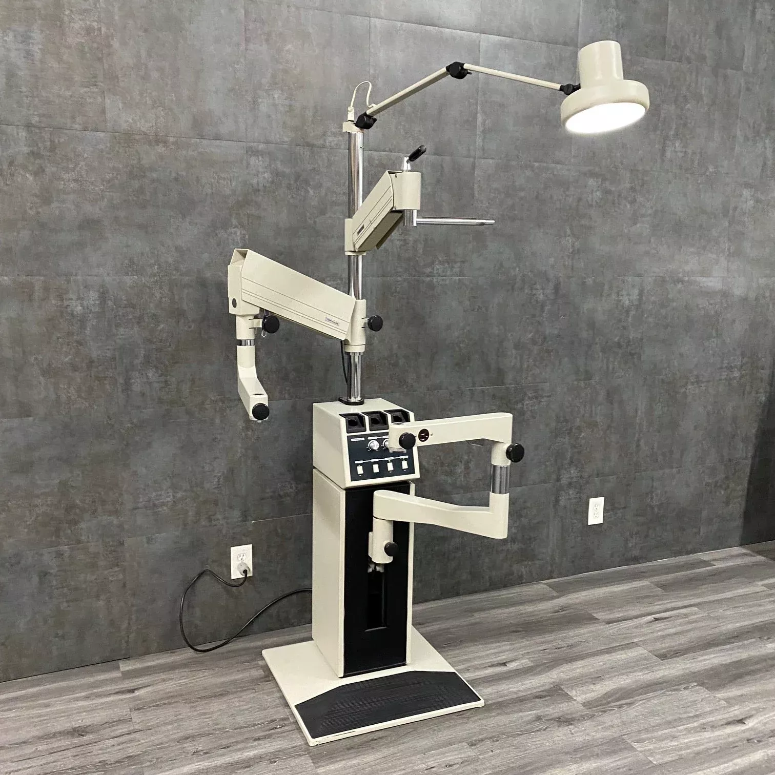 TopCon Instrument Stand with Console