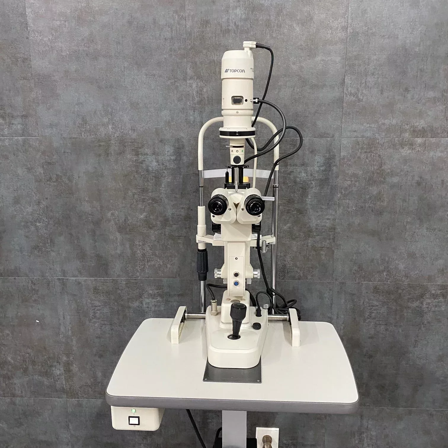 Topcon SL-8Z Slit Lamp